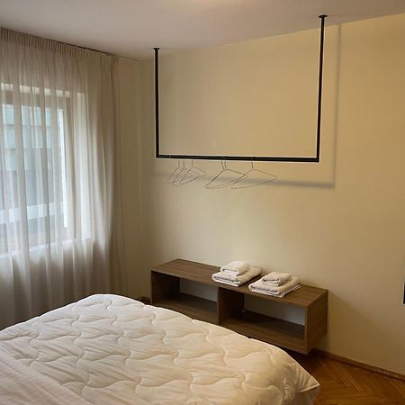 Cozy Apartment, In The Center Of Tirana Kültér fotó
