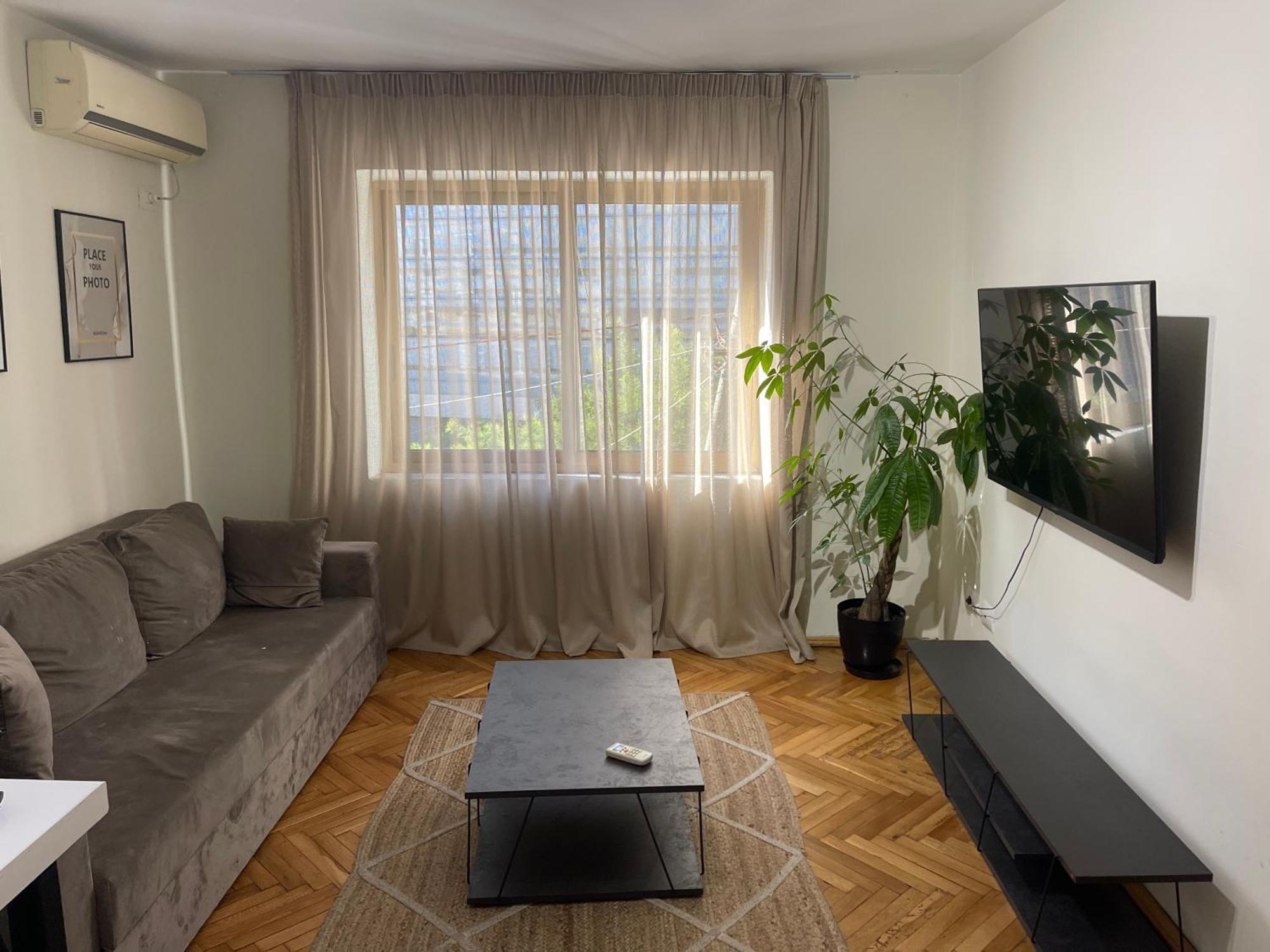 Cozy Apartment, In The Center Of Tirana Kültér fotó
